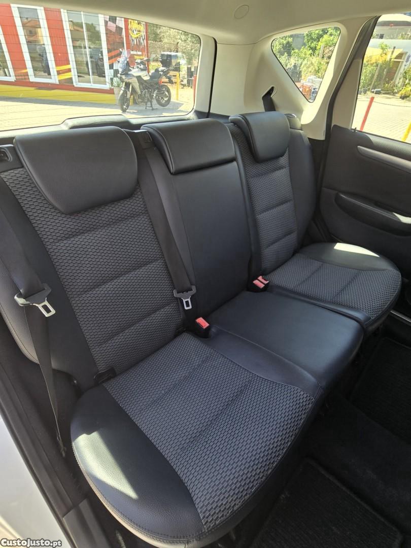 Mercedes-Benz A 180 CDi Avantgarde — fotografia 5