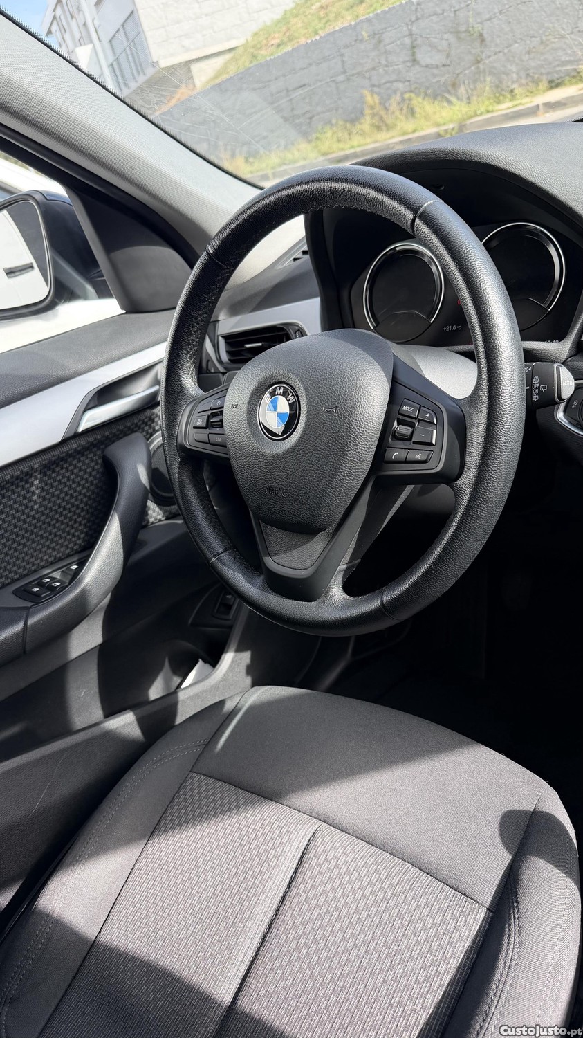 BMW X1 SDrive16d - 19 — photo 2