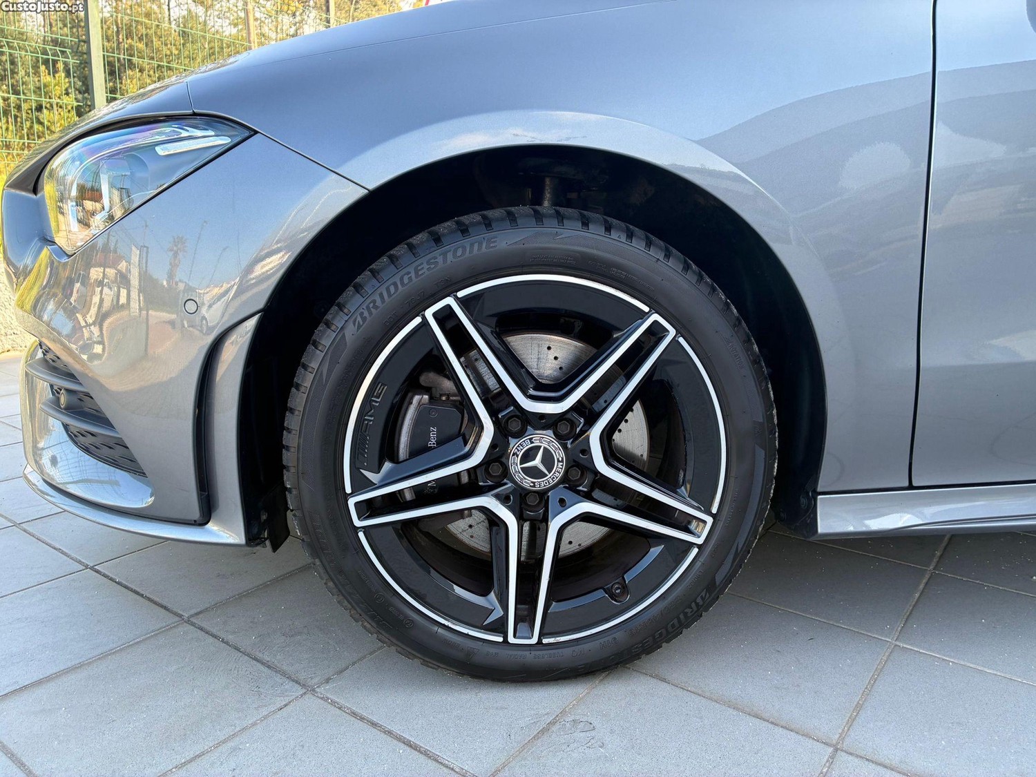 Mercedes-Benz CLA 250 250eAMG LINE — fotografia 18