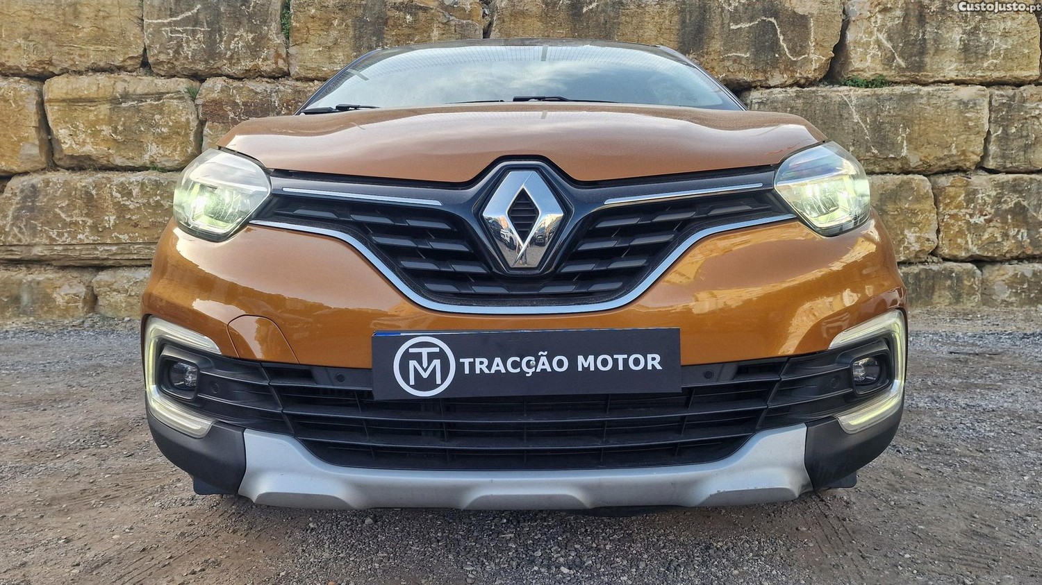 Renault Captur 1.5 dCi Exclusive - 19 foto 3