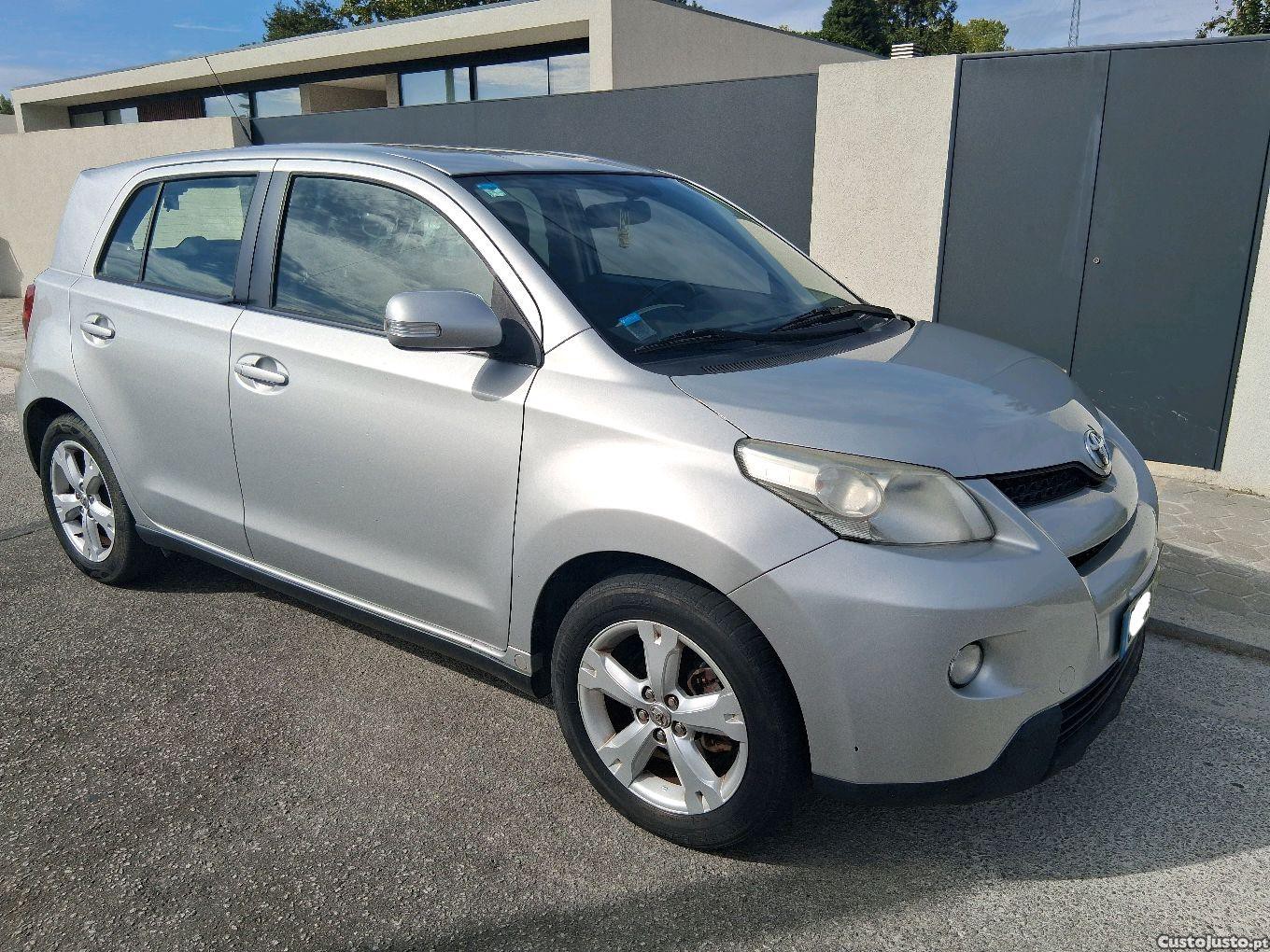 Toyota Urban Cruiser 1.33 vvt-i - 09 foto 2