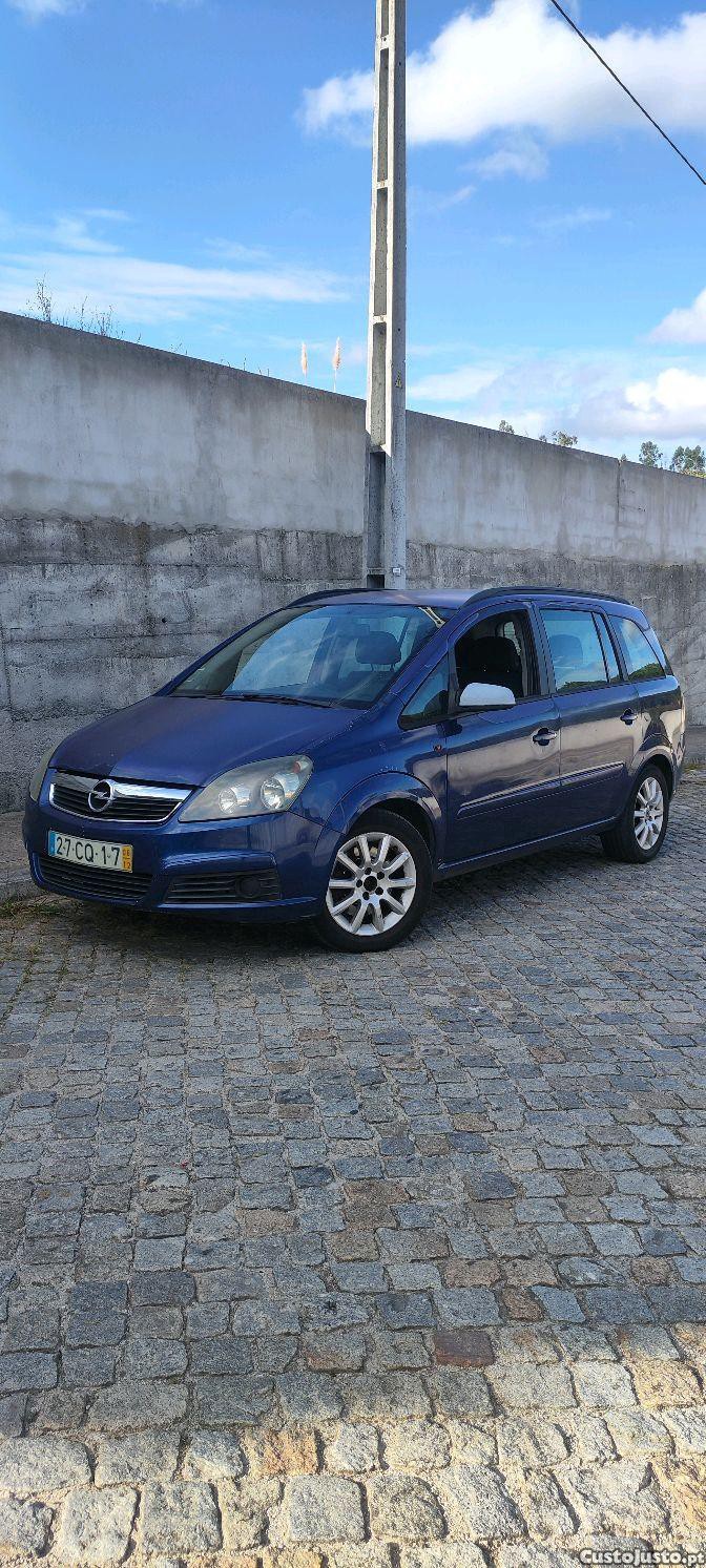 Opel Zafira 1.9 CDTI 7 Lugares — photo 3