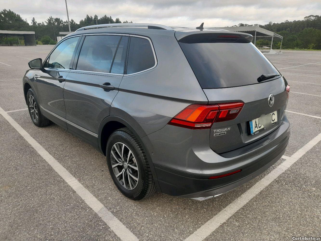 VW Tiguan Allspace 7 Lugares - 20 — photo 5