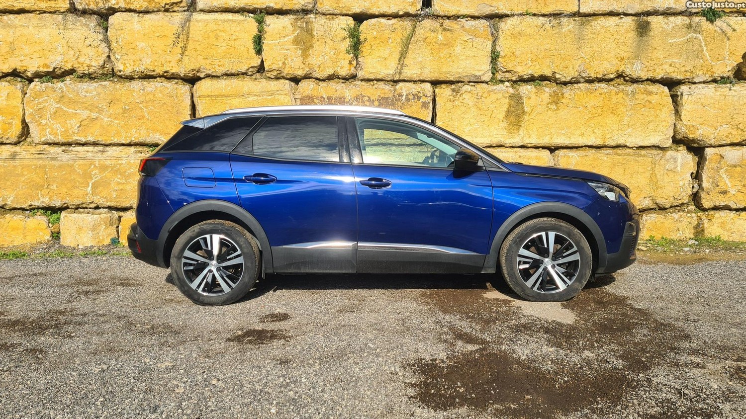 Peugeot 3008 1.5 BlueHDi Allure EAT6 - 19 foto 4