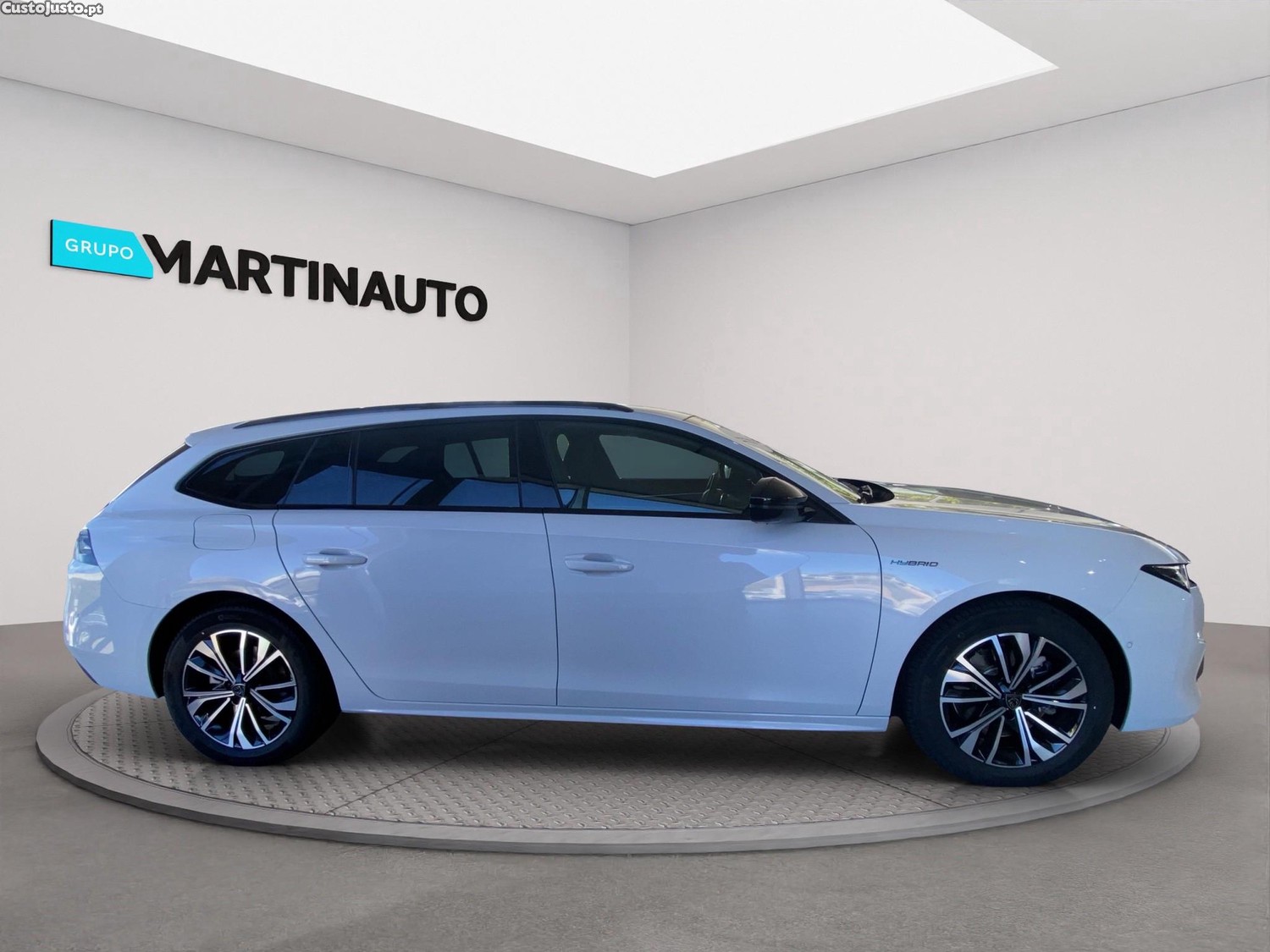 Peugeot 508 SW 1.6 Hybrid Allure - 24 — photo 4