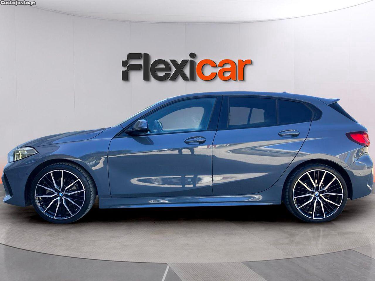 BMW 118 i Pack Desportivo M Auto — fotografia 15