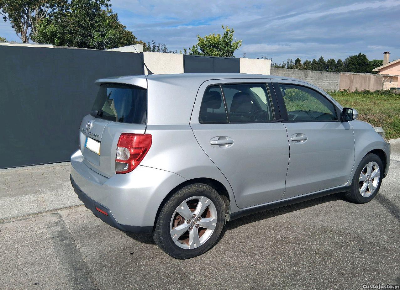 Toyota Urban Cruiser 1.33 vvt-i - 09 foto 3