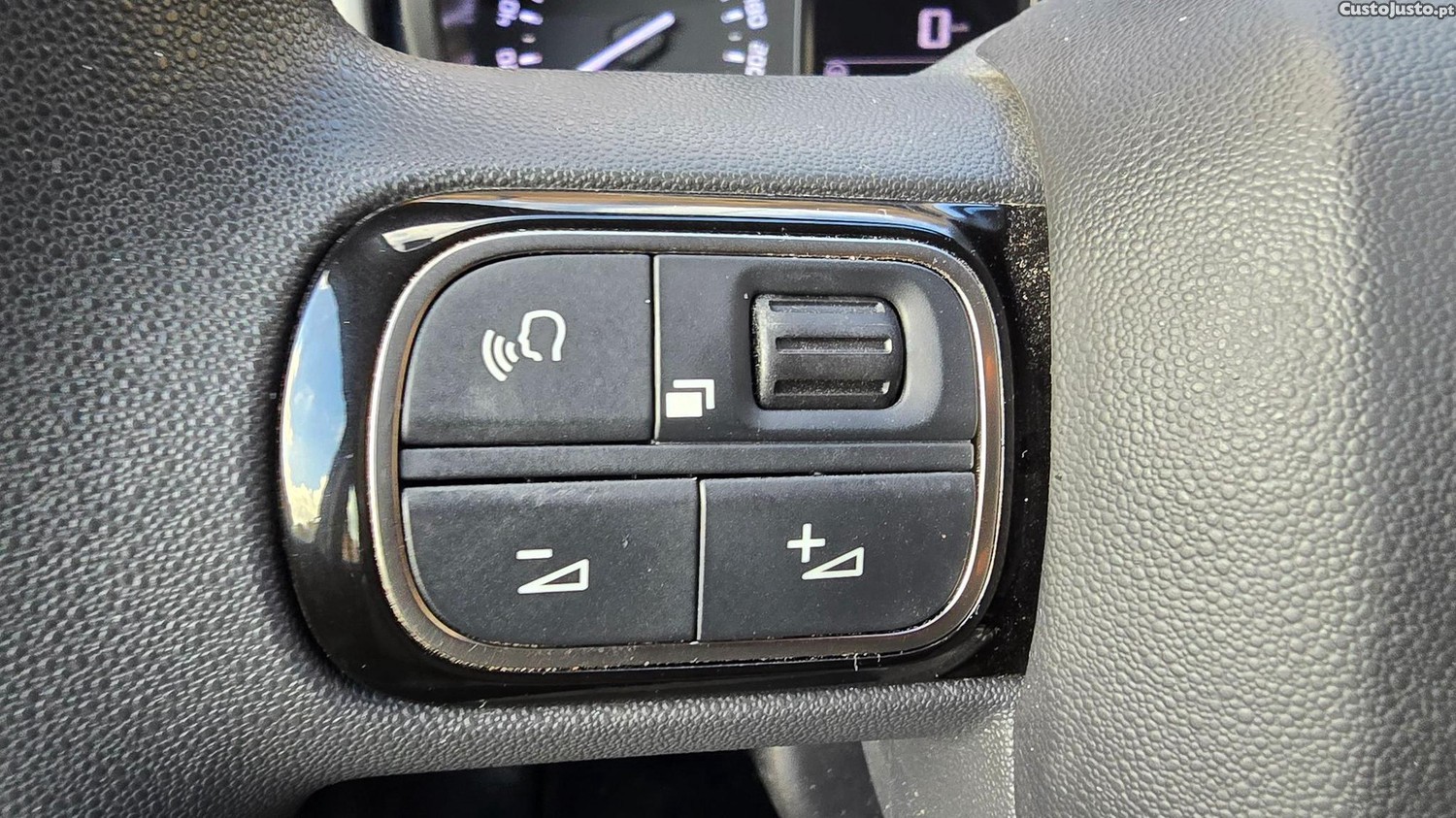Citroën C3 1.5 BlueHDi C-Series — fotografia 17