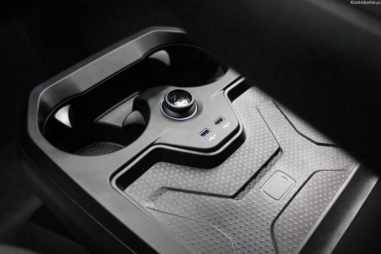 BMW iX XDRIVE 40 PACK DESPORTIVO — fotografia 20