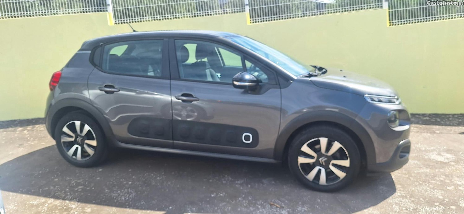 Citroën C3 1.2 PureTech Feel - 18 foto 3