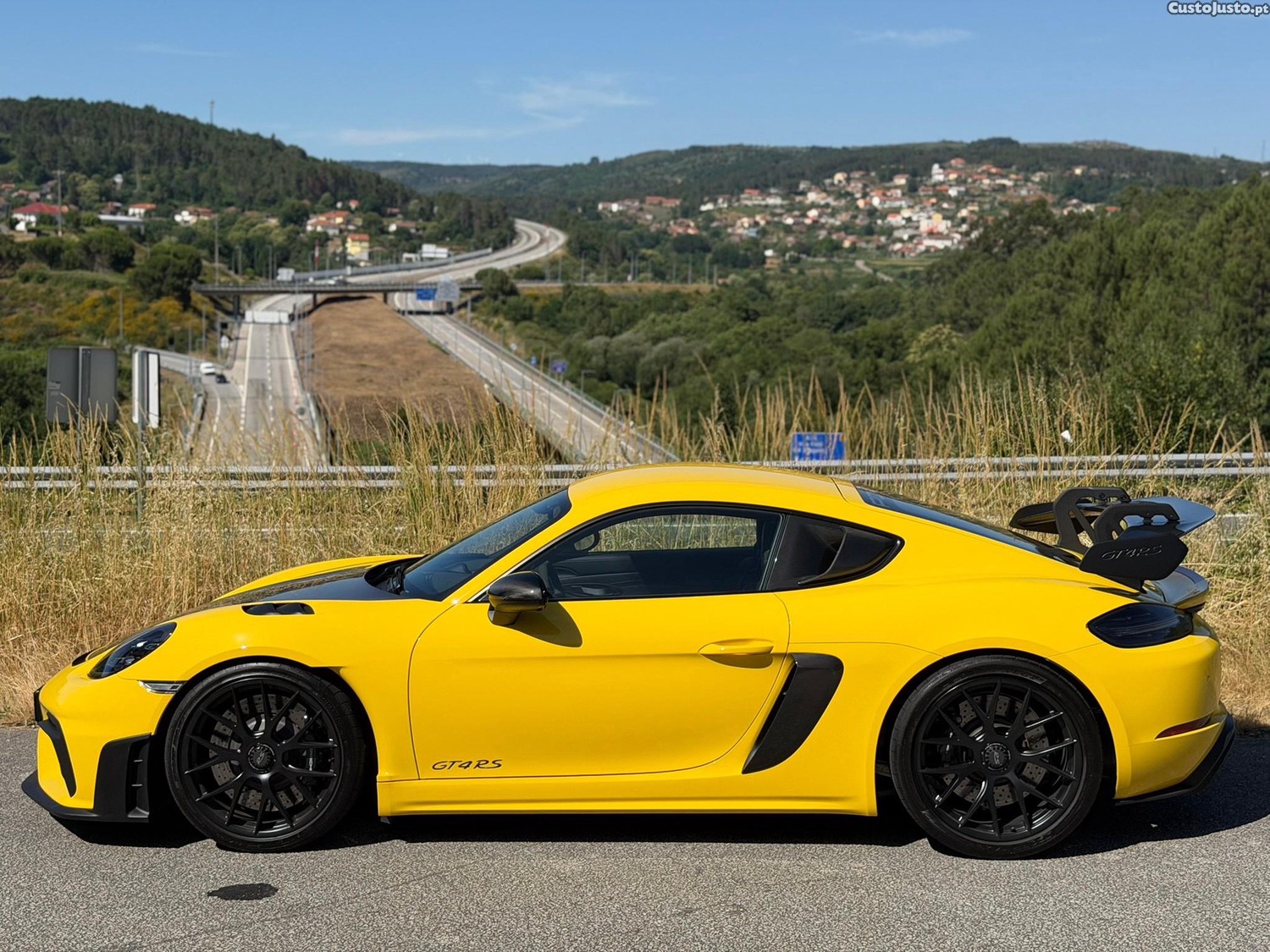 Porsche Cayman 718 GT4 RS — fotografia 20