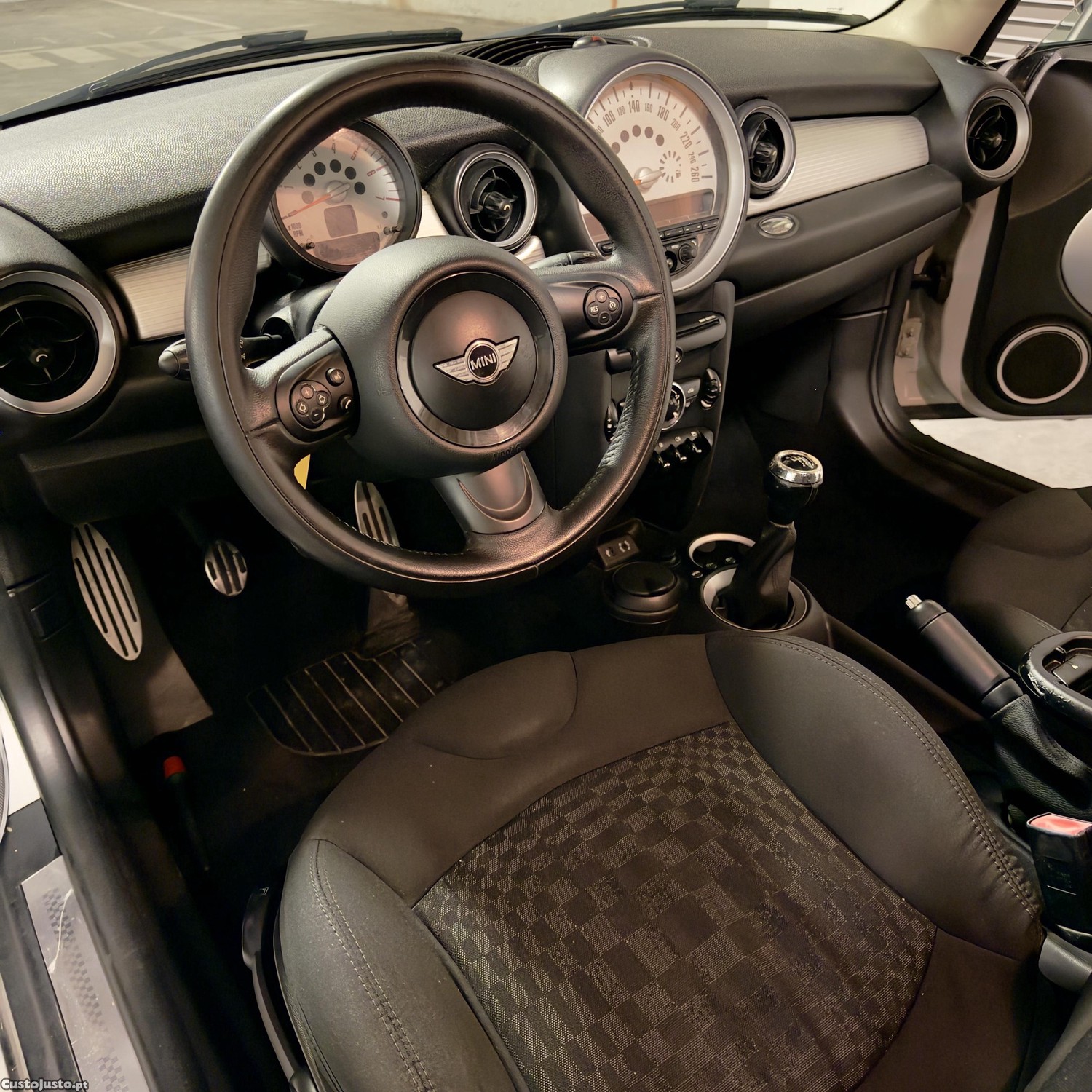 MINI Clubman Cooper SD — photo 4