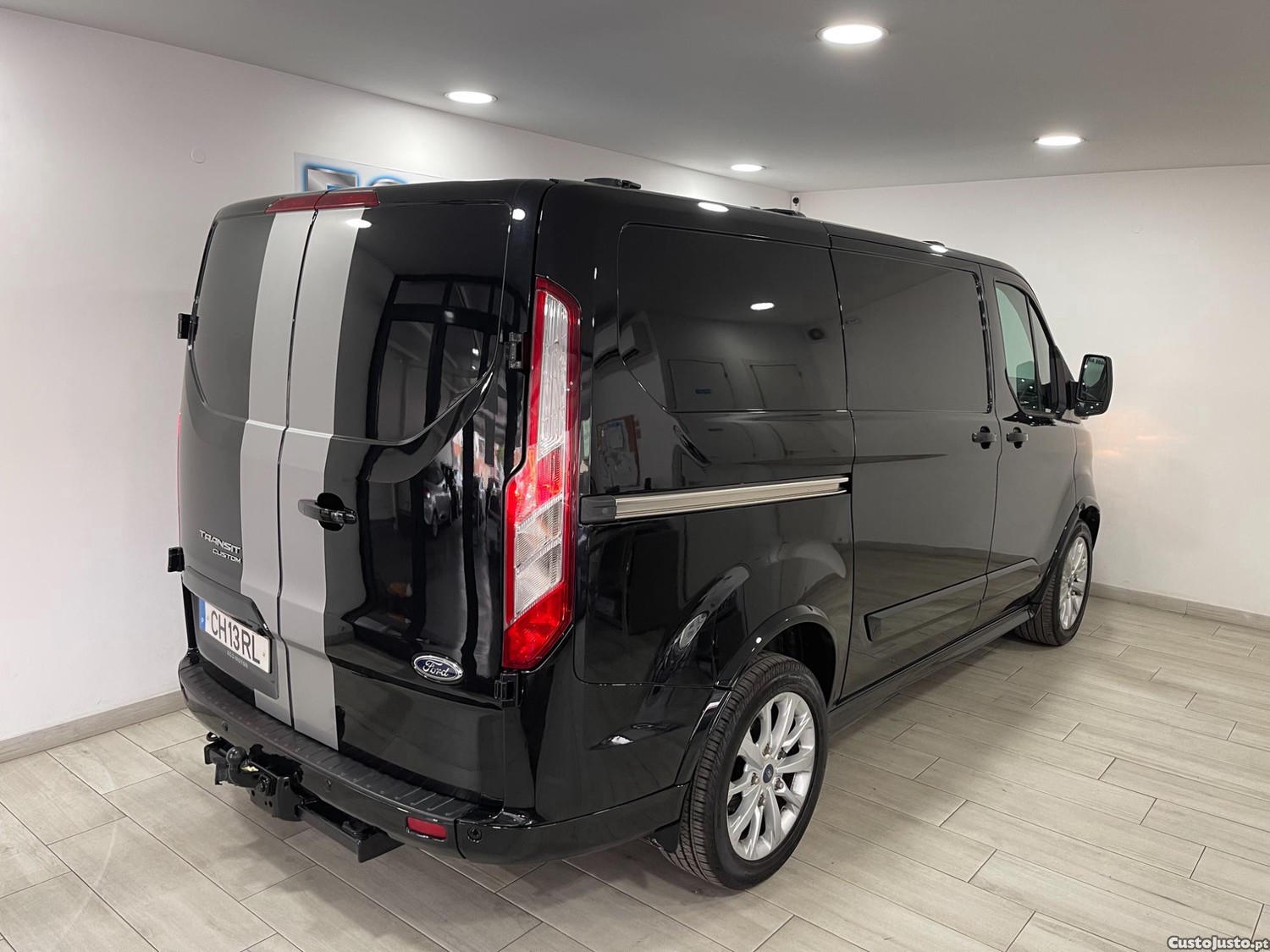 Ford Transit CUSTOM 290L1 2.0 H1-T.B.SPORT — photo 2