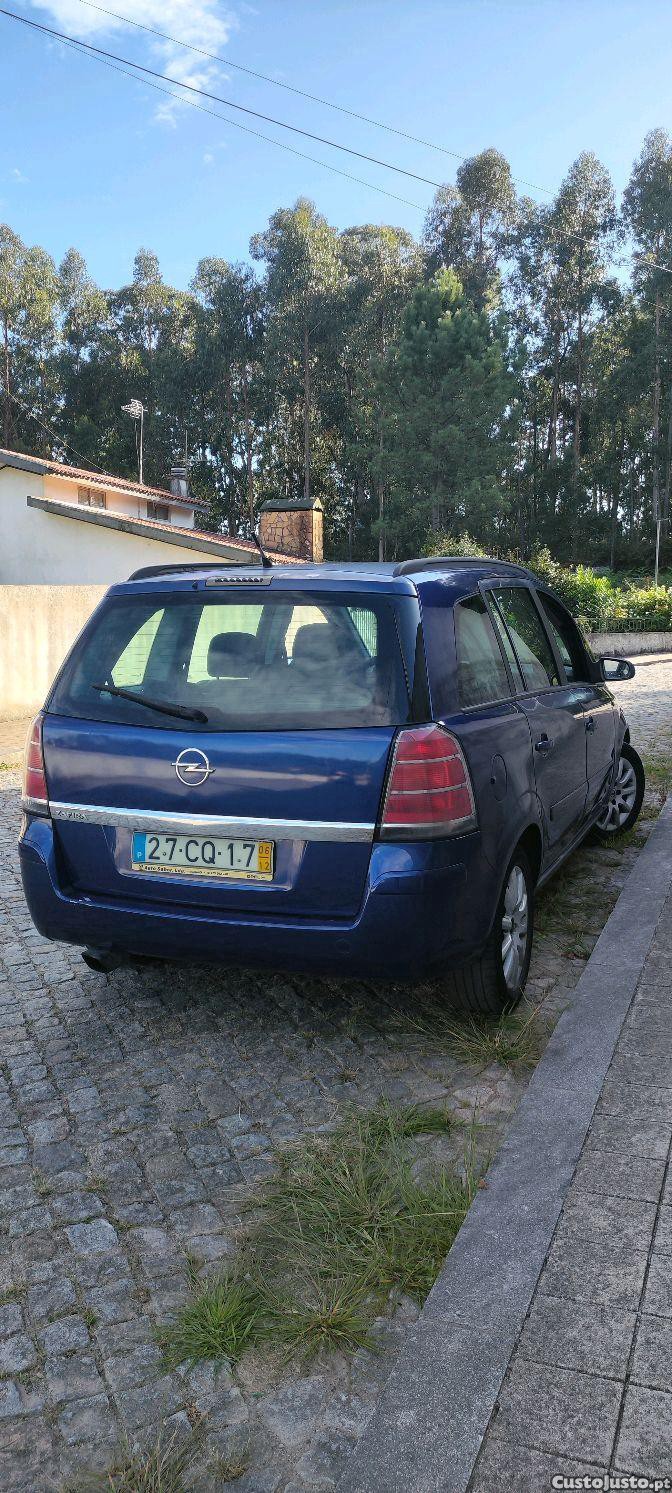 Opel Zafira 1.9 CDTI 7 Lugares — photo 5