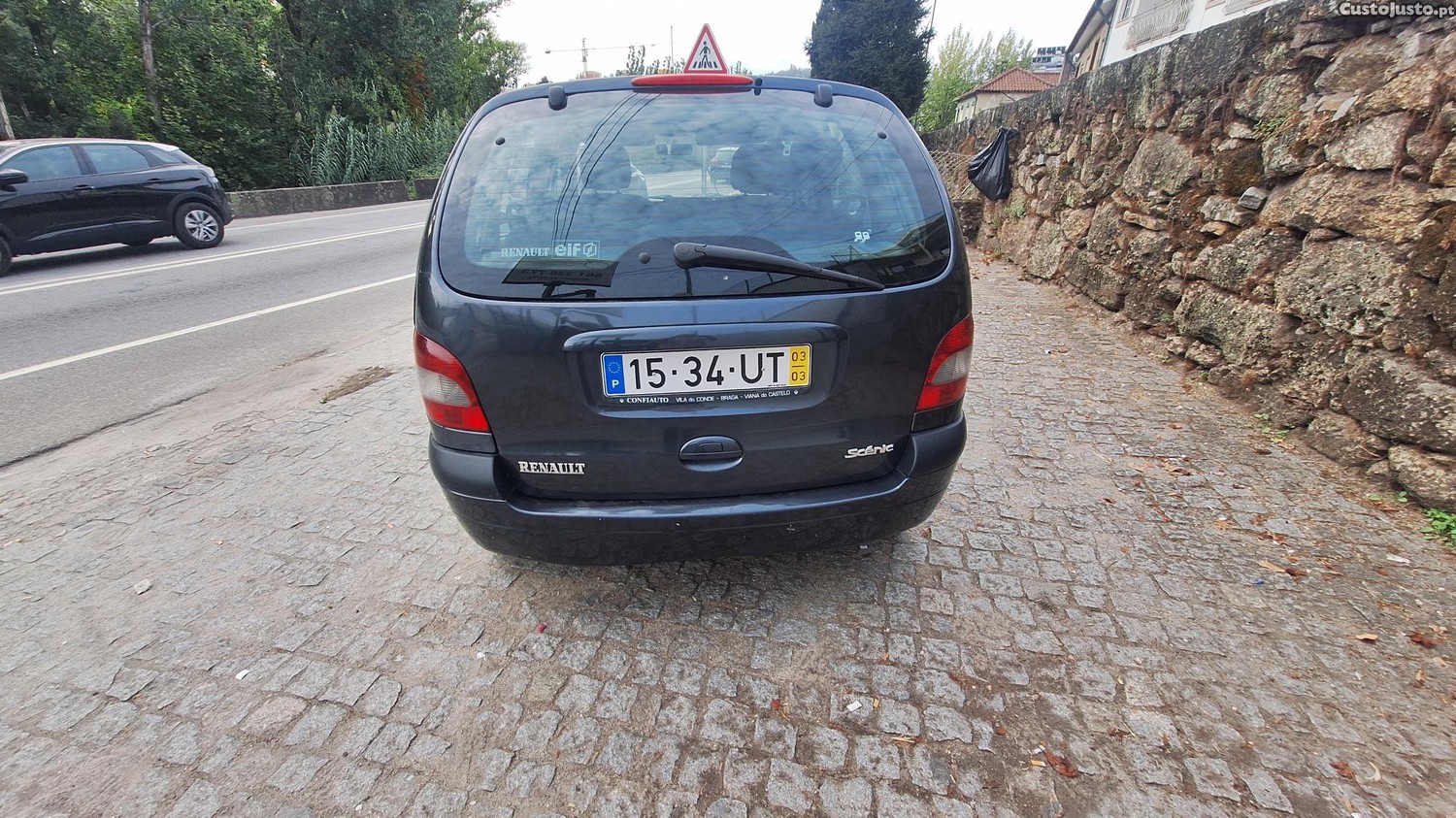 Renault Scénic 1.4 — photo 3