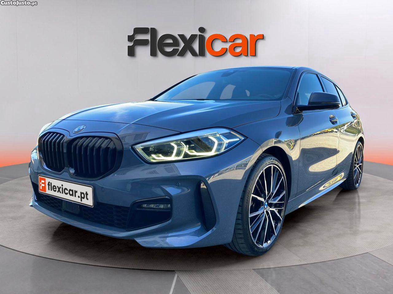 BMW 118 i Pack Desportivo M Auto — fotografia 18