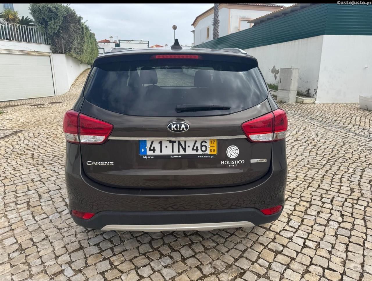Kia Carens Kia Carens 1.7 CRDi TX - 17 foto 5