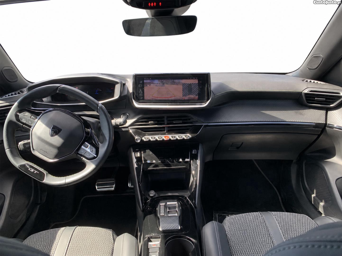 Peugeot e-2008 GT 156CV 54Kwh (AUTO) - 24 — photo 3