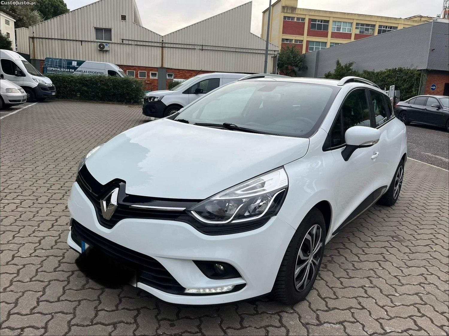 Renault Clio 1.5 dCi Limited - 18 — photo 2