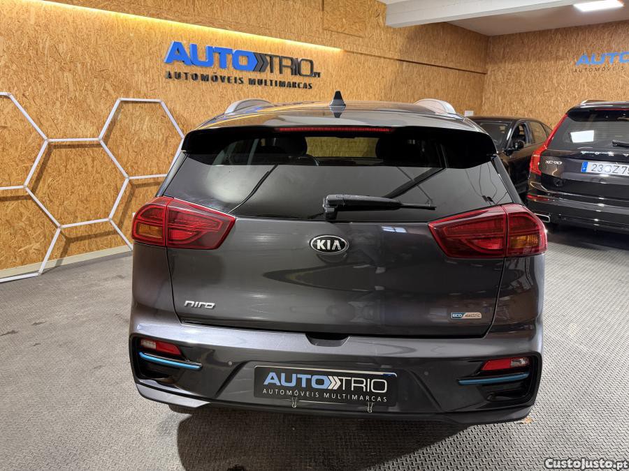 Kia e-Niro 64kWh — fotografia 18