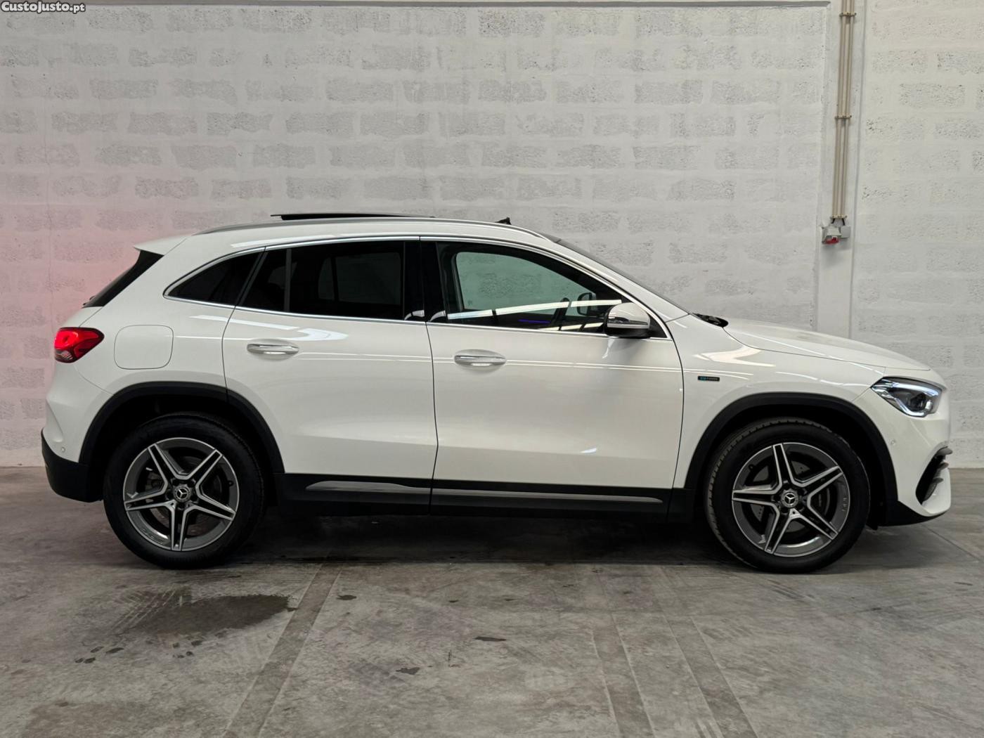 Mercedes-Benz GLA 250 e AMG Line - 21 — photo 3