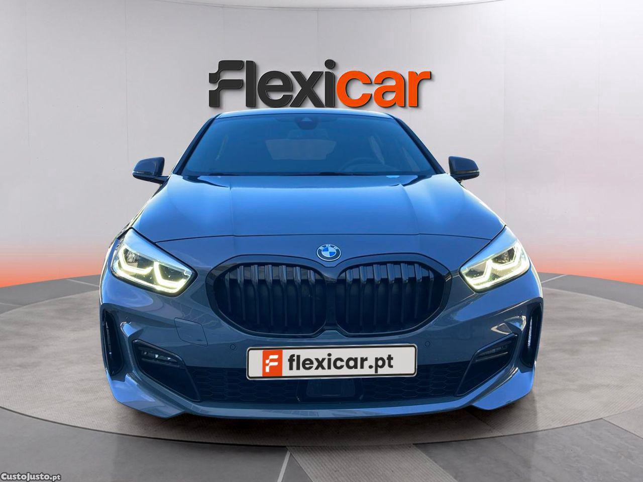 BMW 118 i Pack Desportivo M Auto — fotografia 13