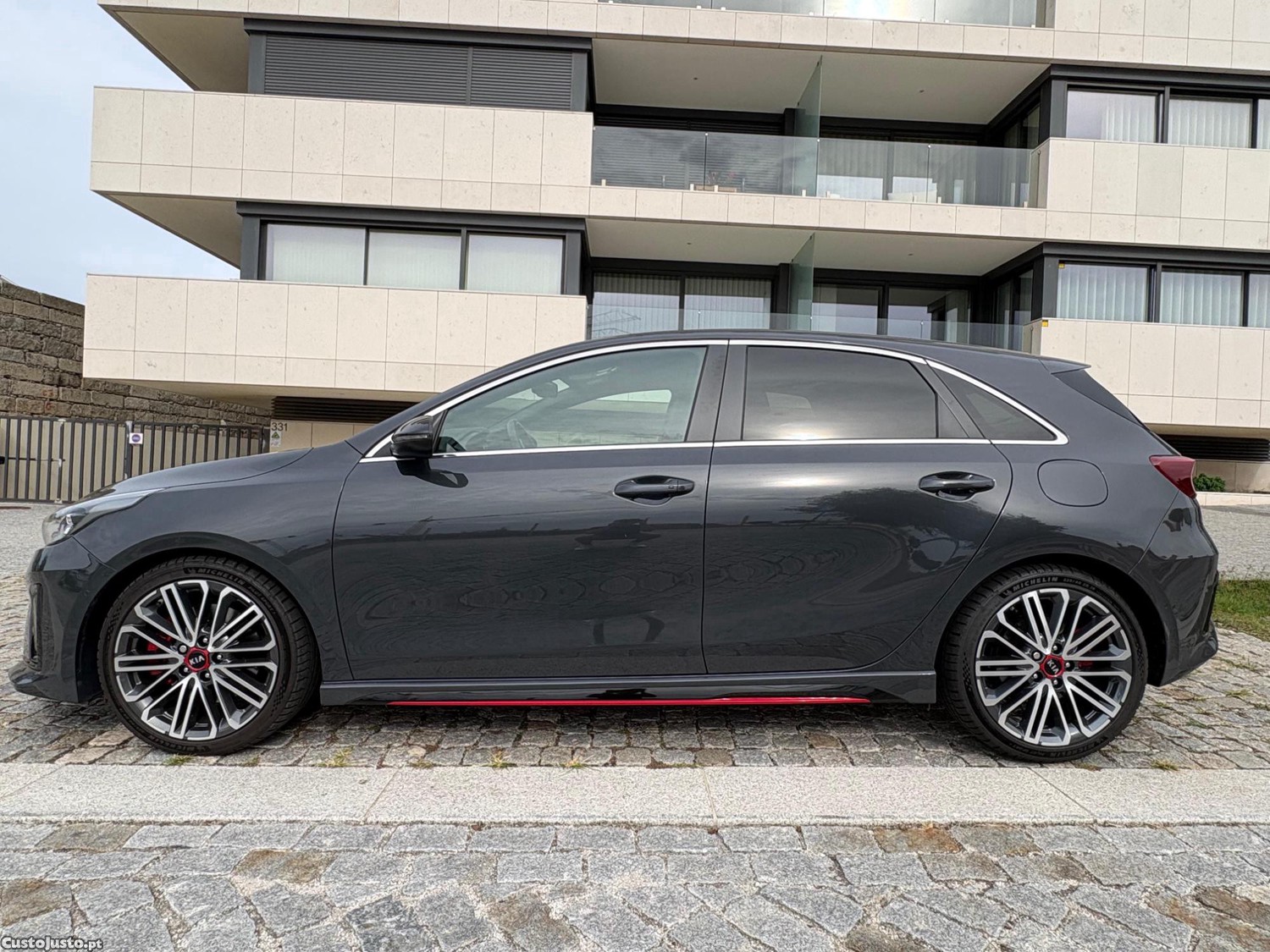 Kia Ceed 1.6 T-GDI GT - 19 foto 3