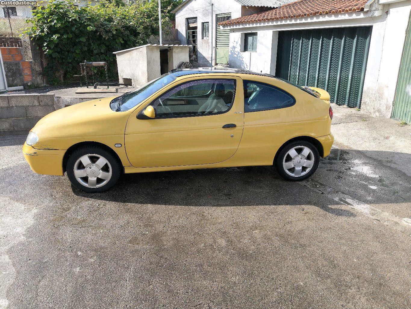 Renault Mégane coupé 16v — fotografia 6