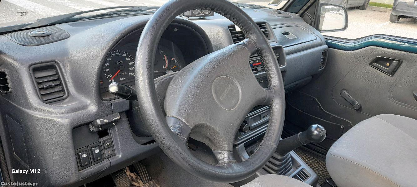 Suzuki Vitara 1.6 - 96 — photo 2