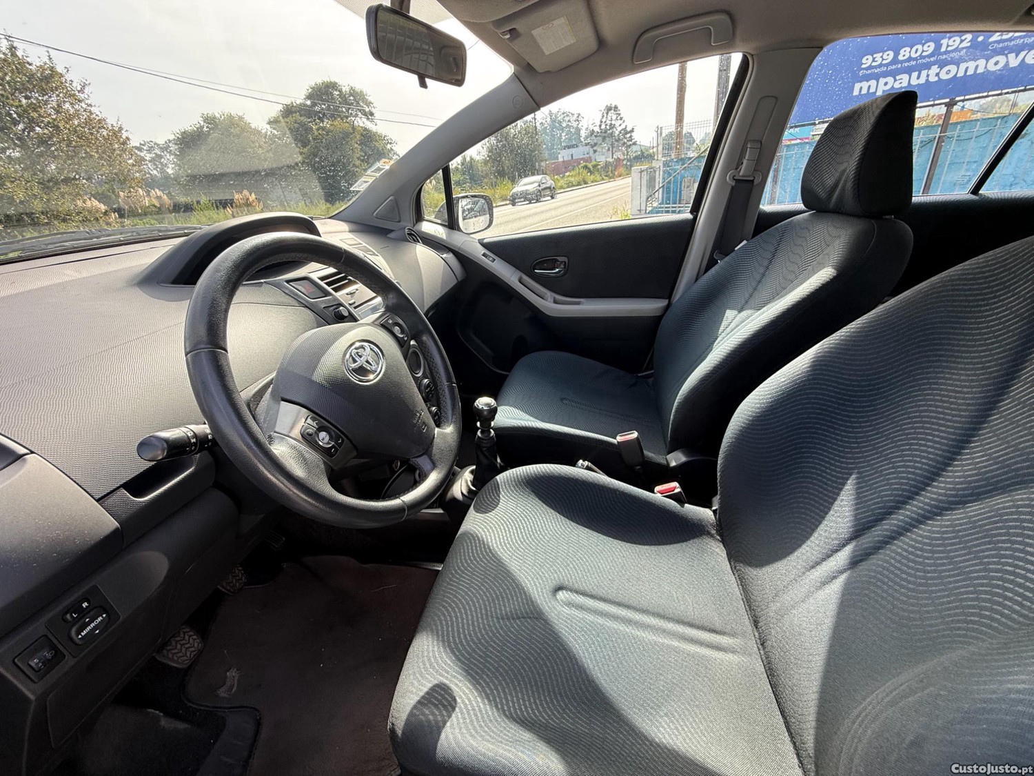 Toyota Yaris 1.4 D4D - 09 foto 4
