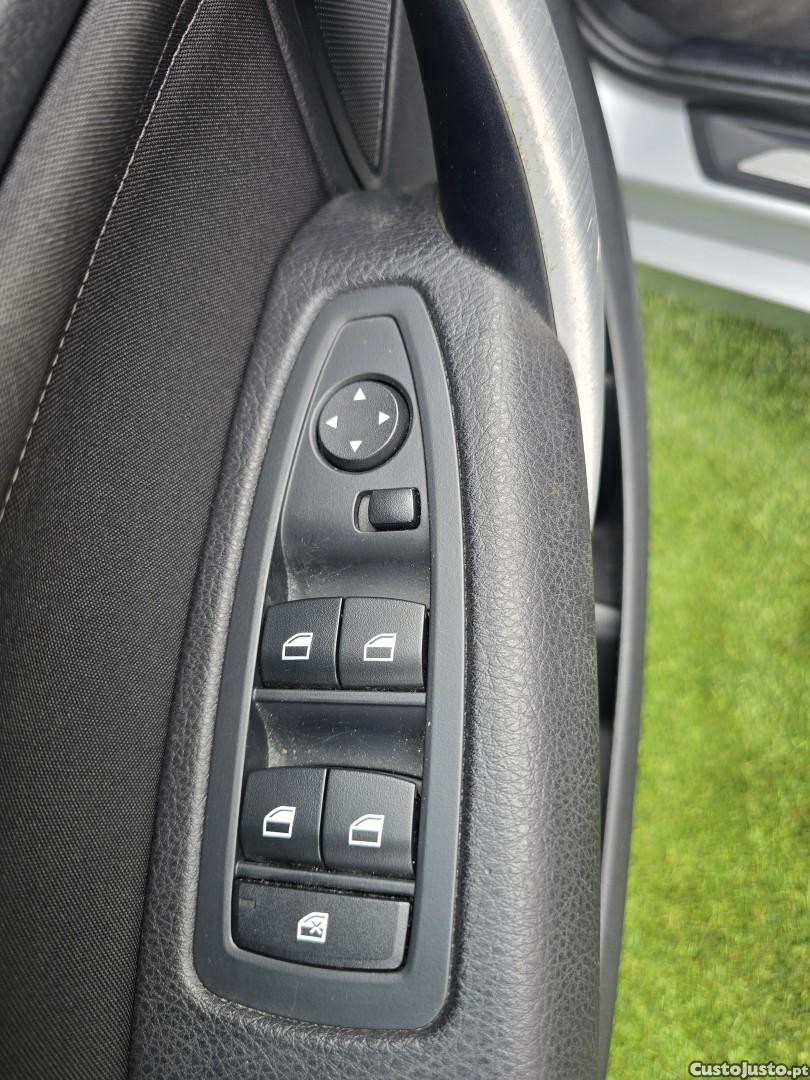 BMW 116 d EDynamics Line Sport — fotografia 2