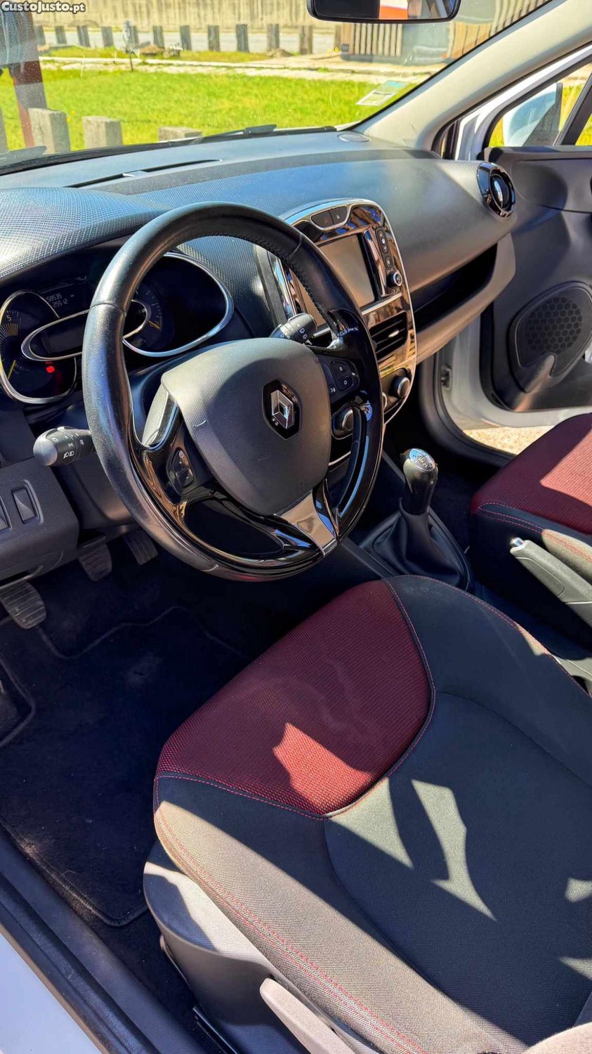 Renault Clio 1.5 CDI Limited Energy — fotografia 3