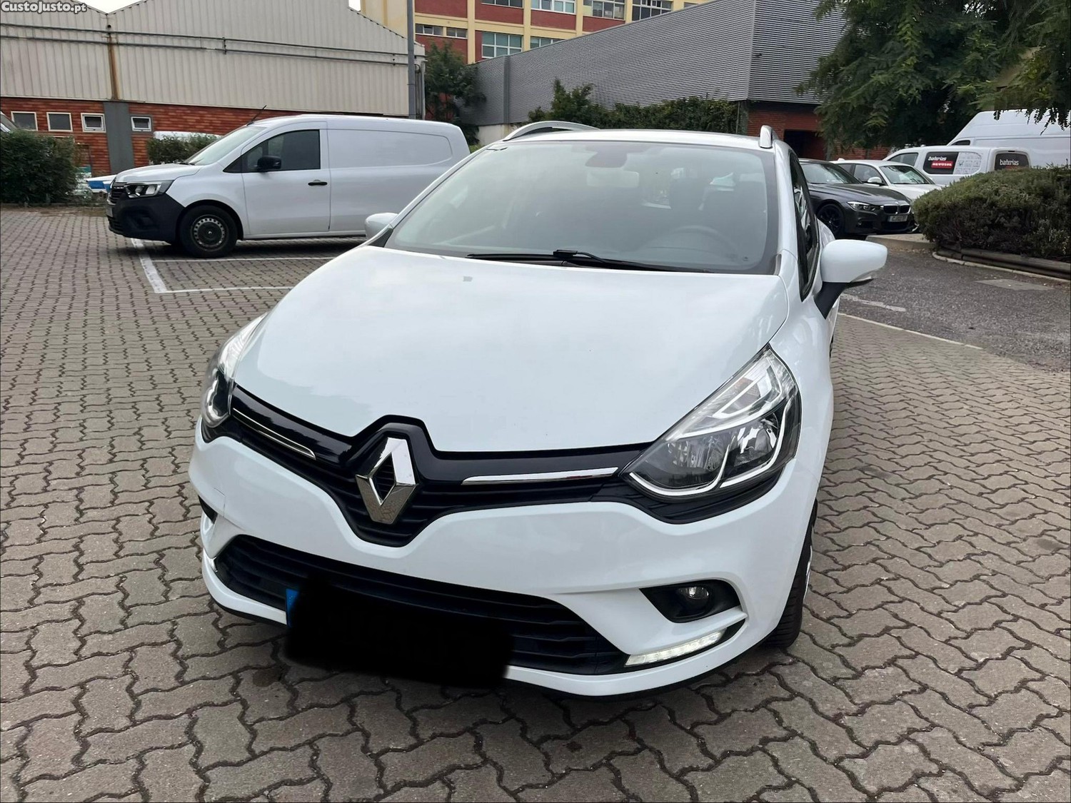 Renault Clio 1.5 dCi Limited - 18 — photo 3