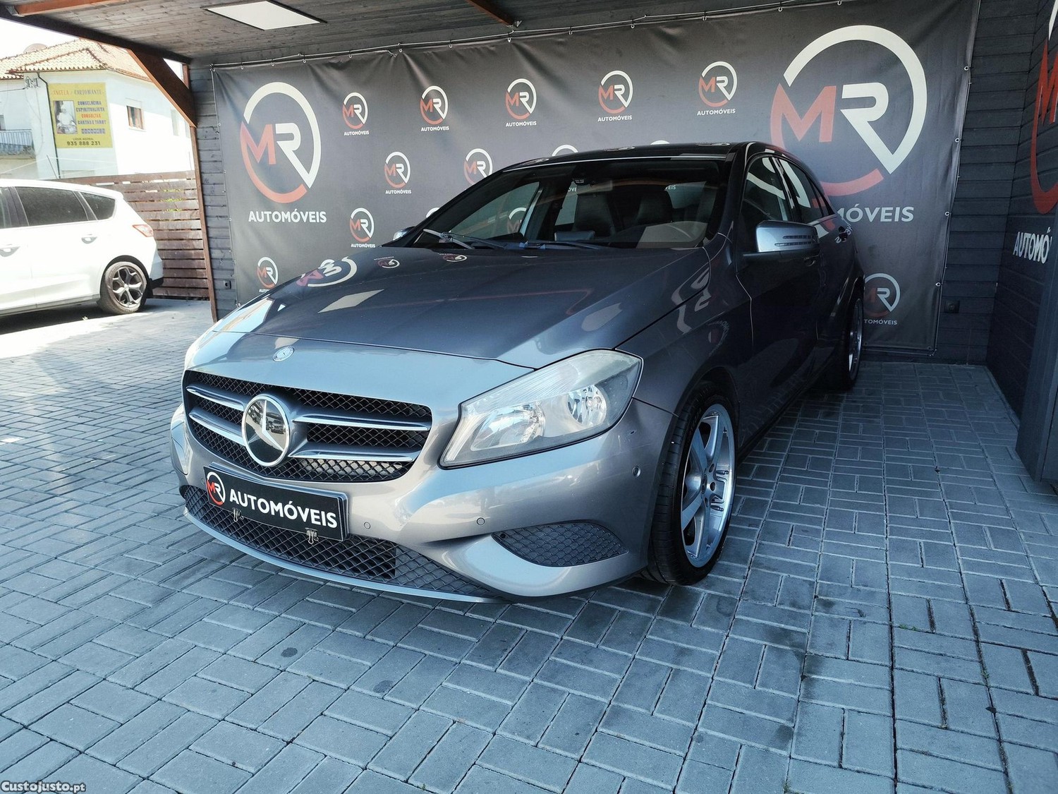 Mercedes-Benz A 180 CDi BlueEfficiency Edition Urban - 13 foto 2
