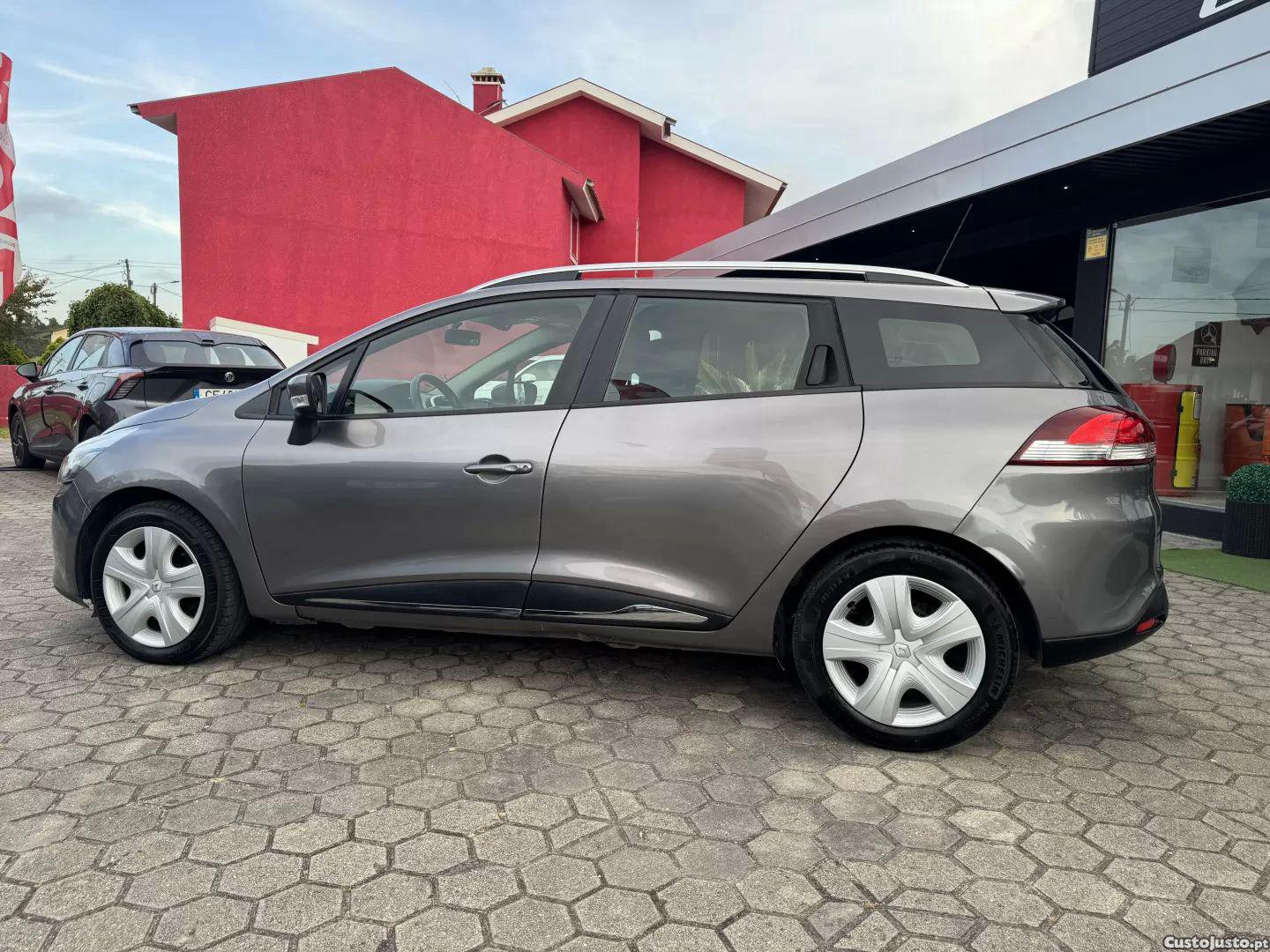 Renault Clio 1.5 dci limited — fotografia 28