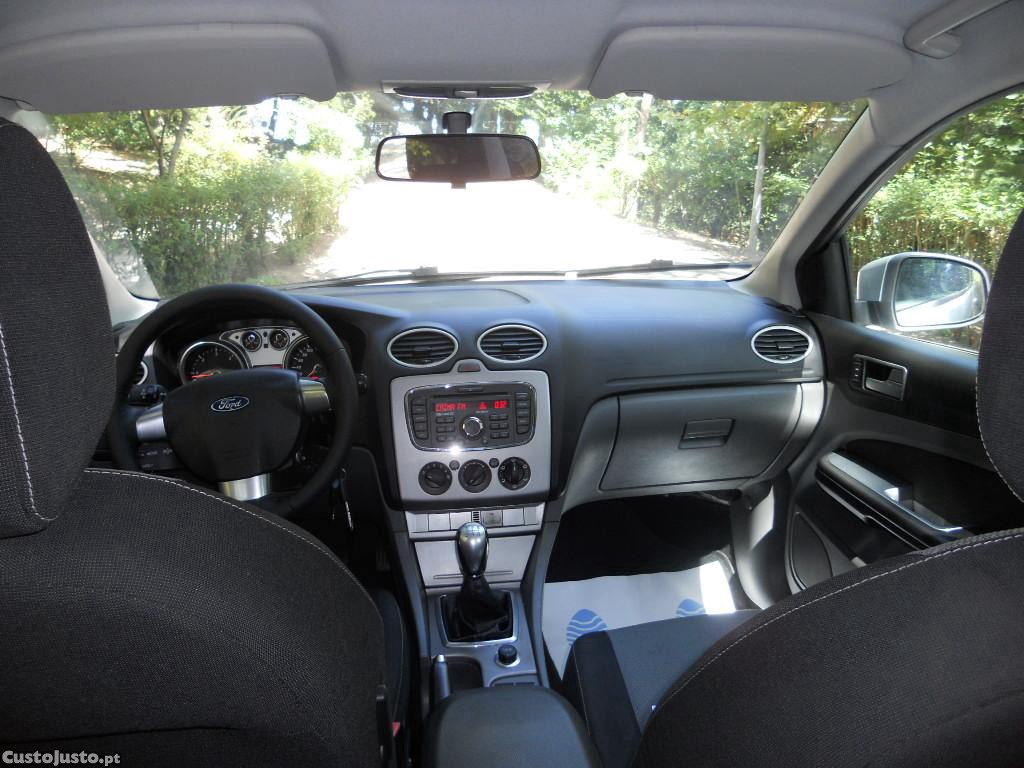 Ford Focus Sport — fotografia 3