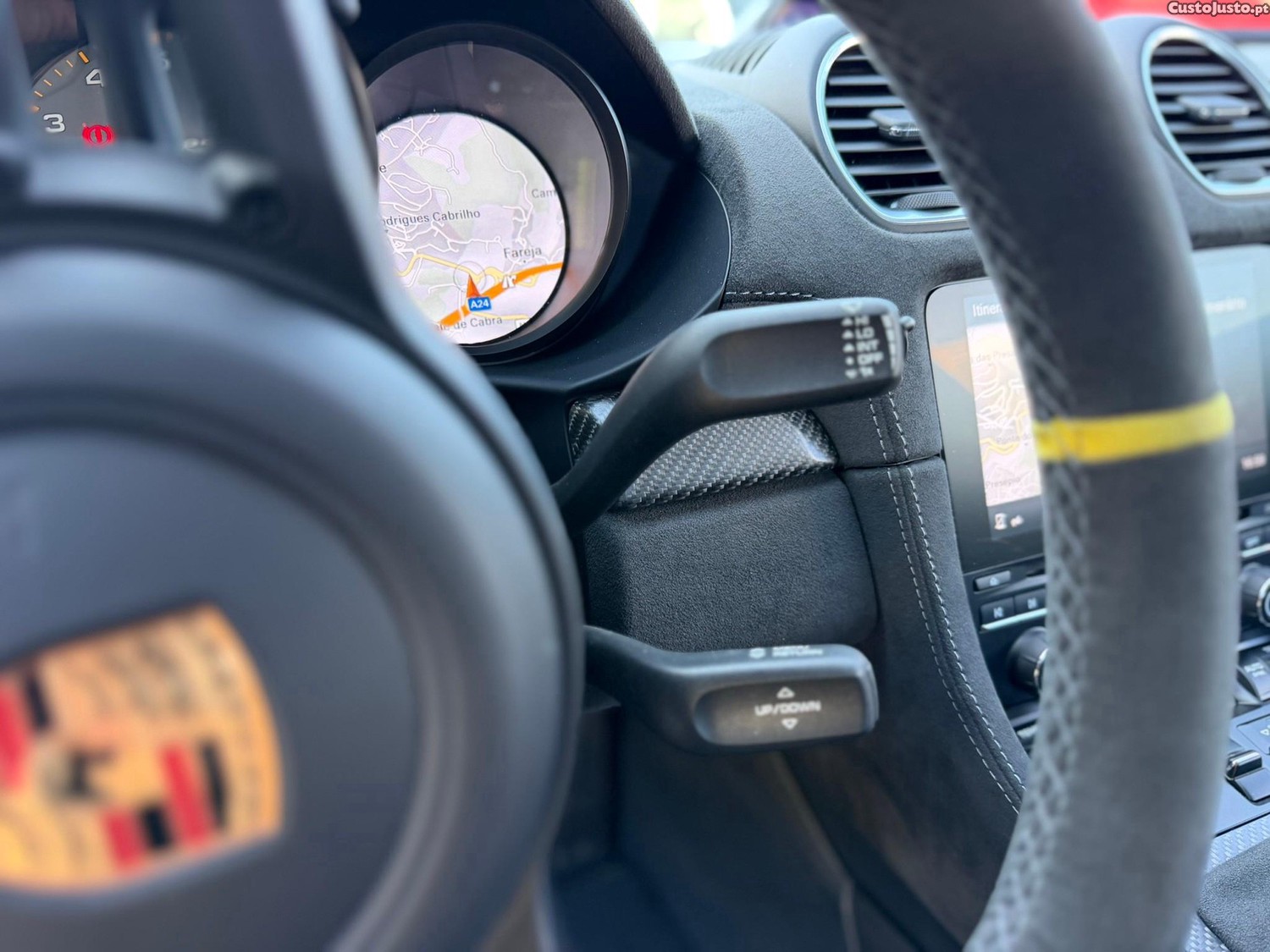 Porsche Cayman 718 GT4 RS — fotografia 5
