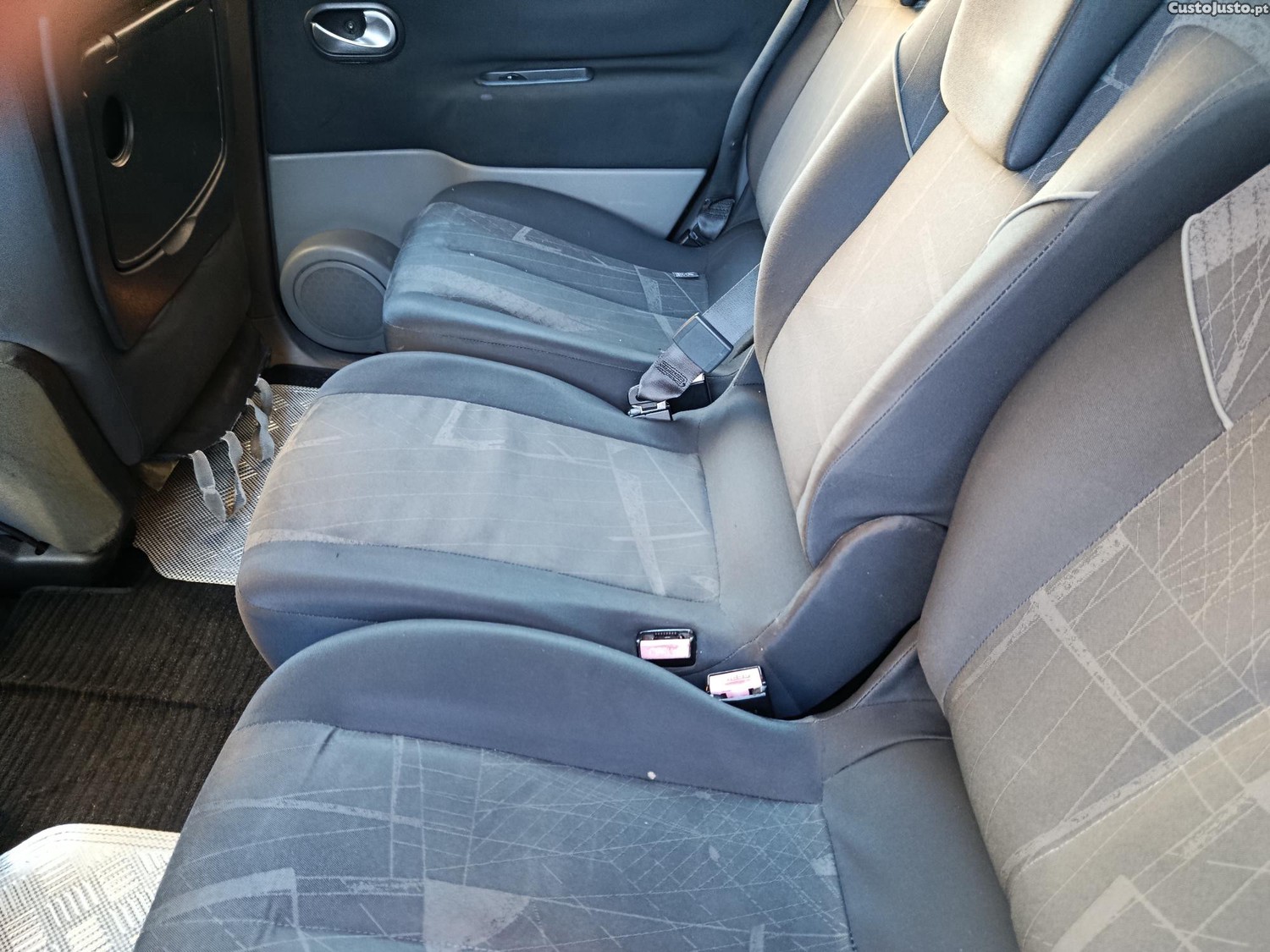 Renault Scénic Scenic — fotografia 7