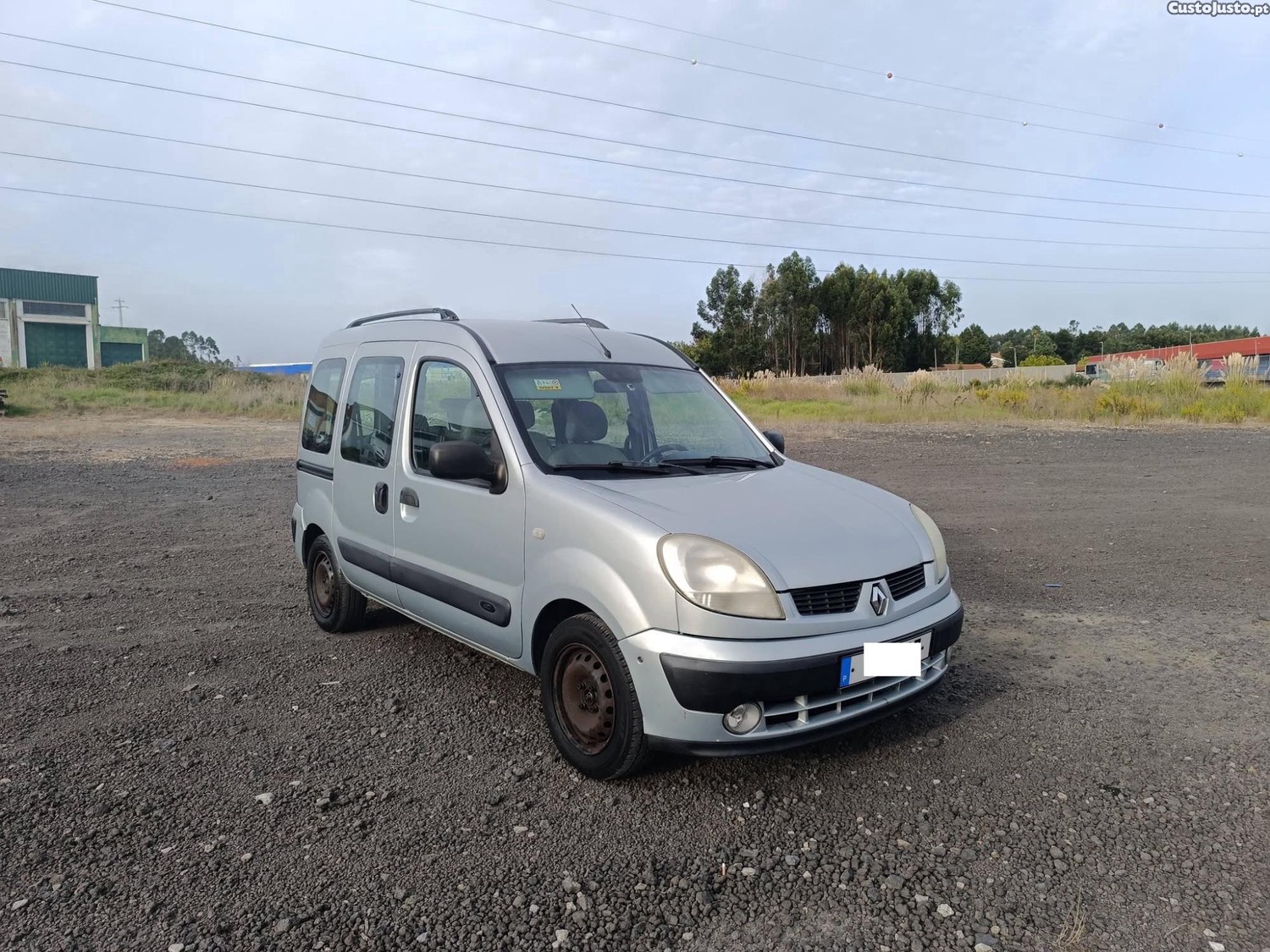 Renault Kangoo 1.5 dCi    5 lugares — photo 3