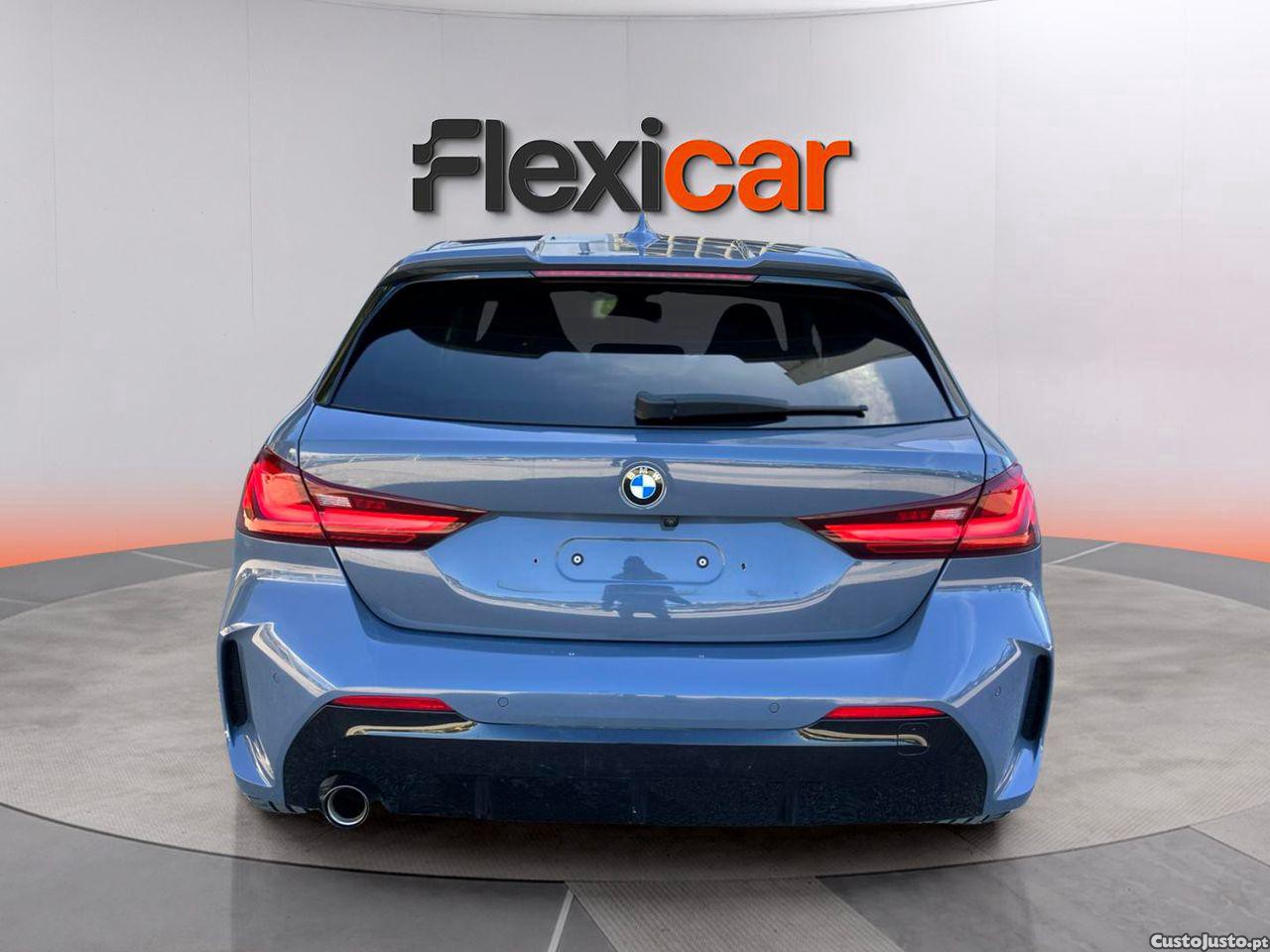 BMW 118 i Pack Desportivo M Auto — fotografia 12