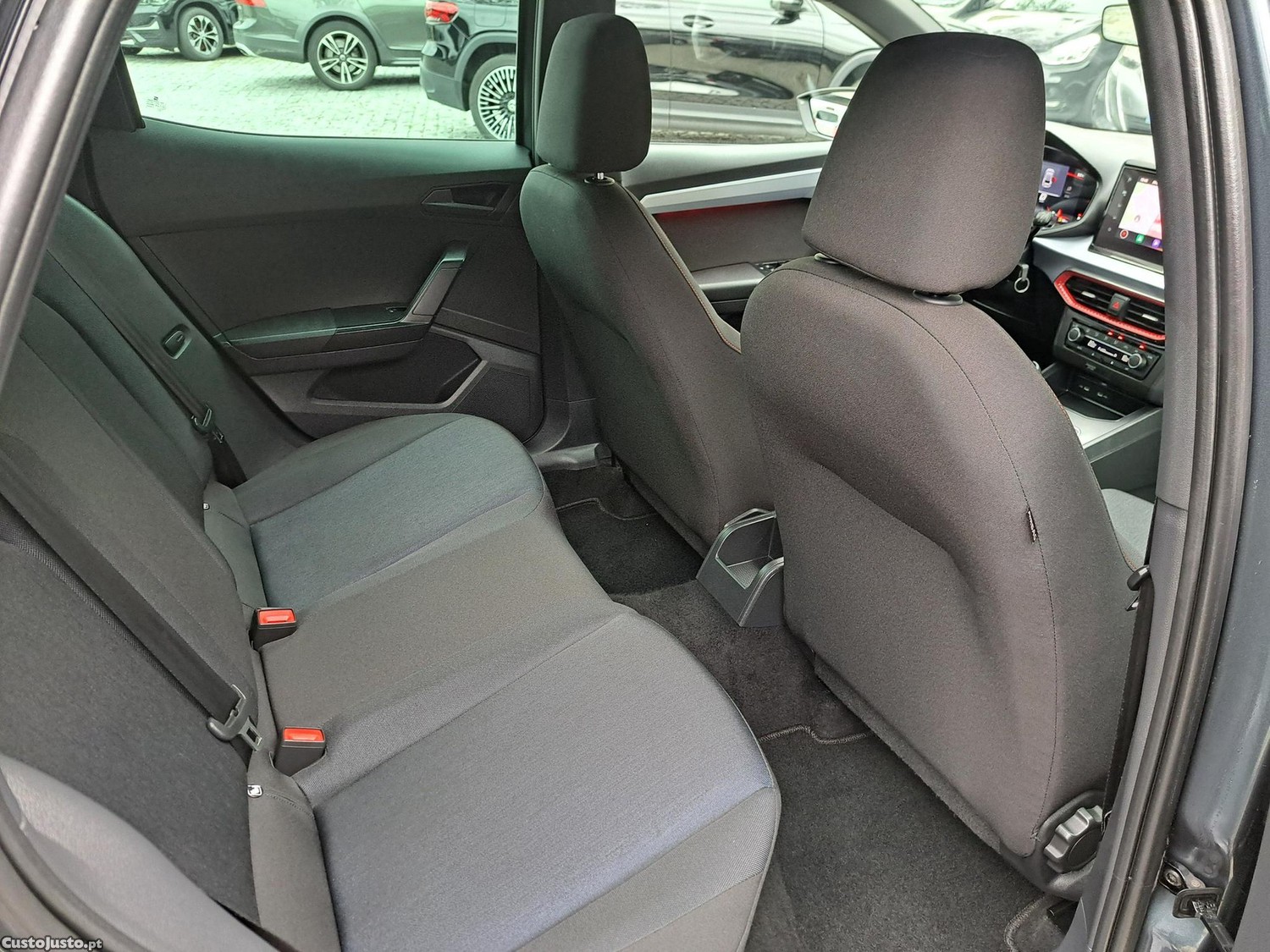 SEAT Ibiza 1.0 TSI FR — fotografia 8