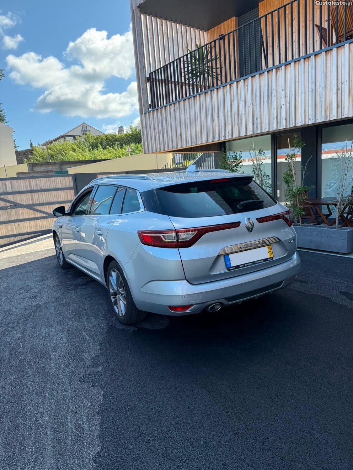 Renault Mégane 1.5 dci GTline - 18 — photo 3