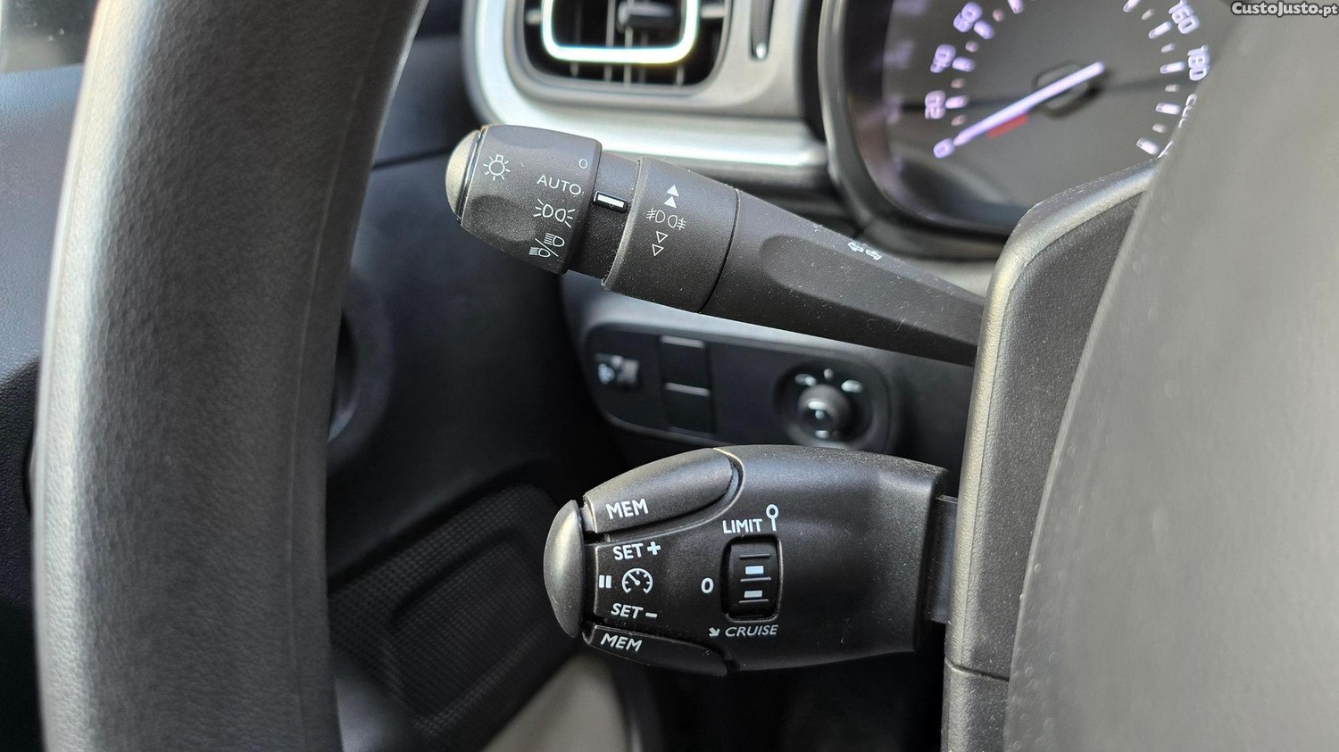 Citroën C3 1.5 BlueHDi C-Series — fotografia 18