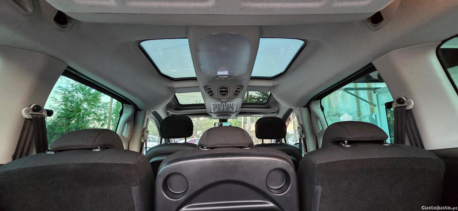 Citroën Berlingo Multispace ( Automatica ) — fotografia 16