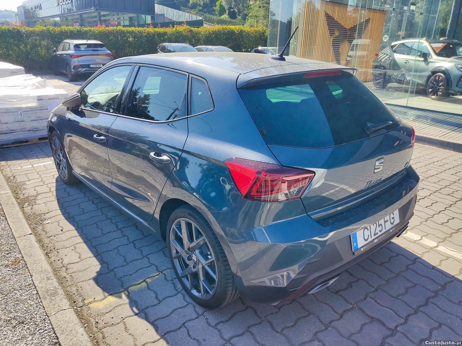 SEAT Ibiza FR 115 CV - 06/2026 - Muitos extras — fotografia 8