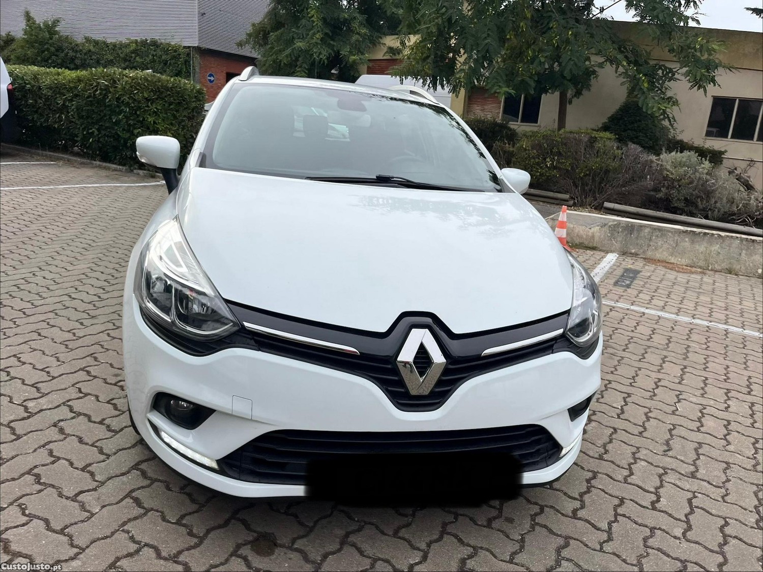 Renault Clio 1.5 dCi Limited - 18 — photo 5