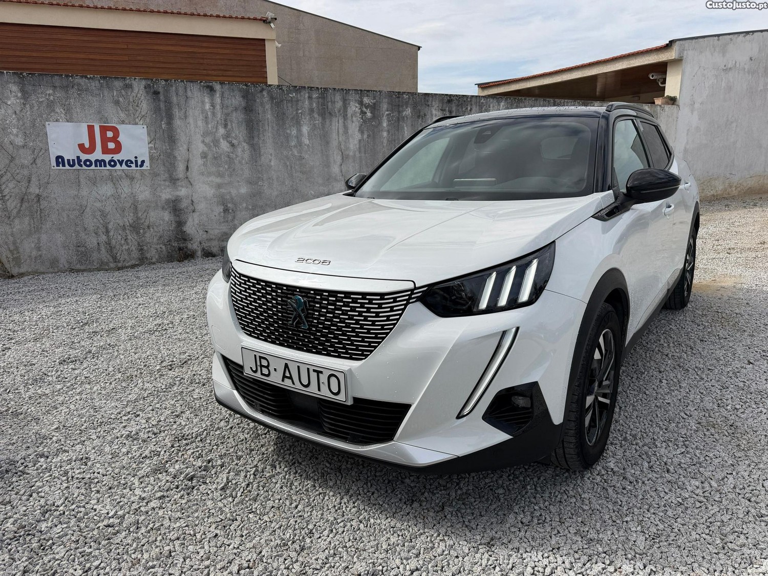 Peugeot 2008 50 kWh GT Line - 20 — photo 2