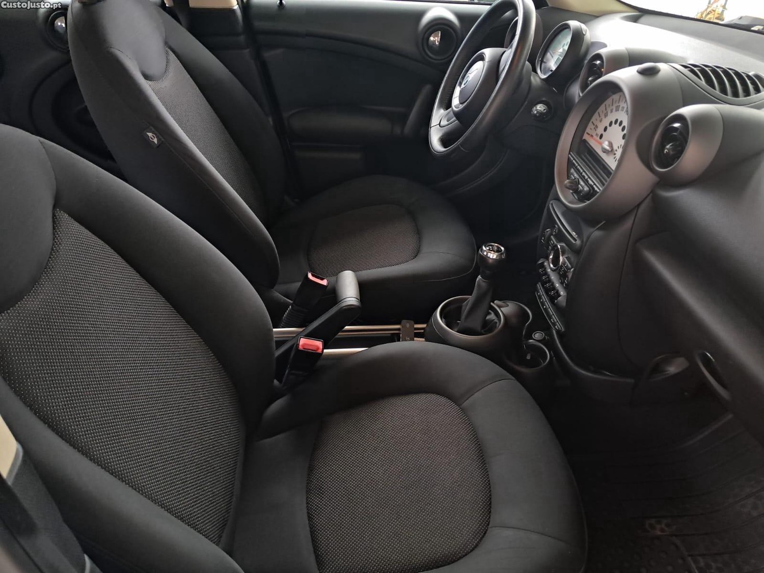 MINI Countryman 1.6 - 11 — photo 5