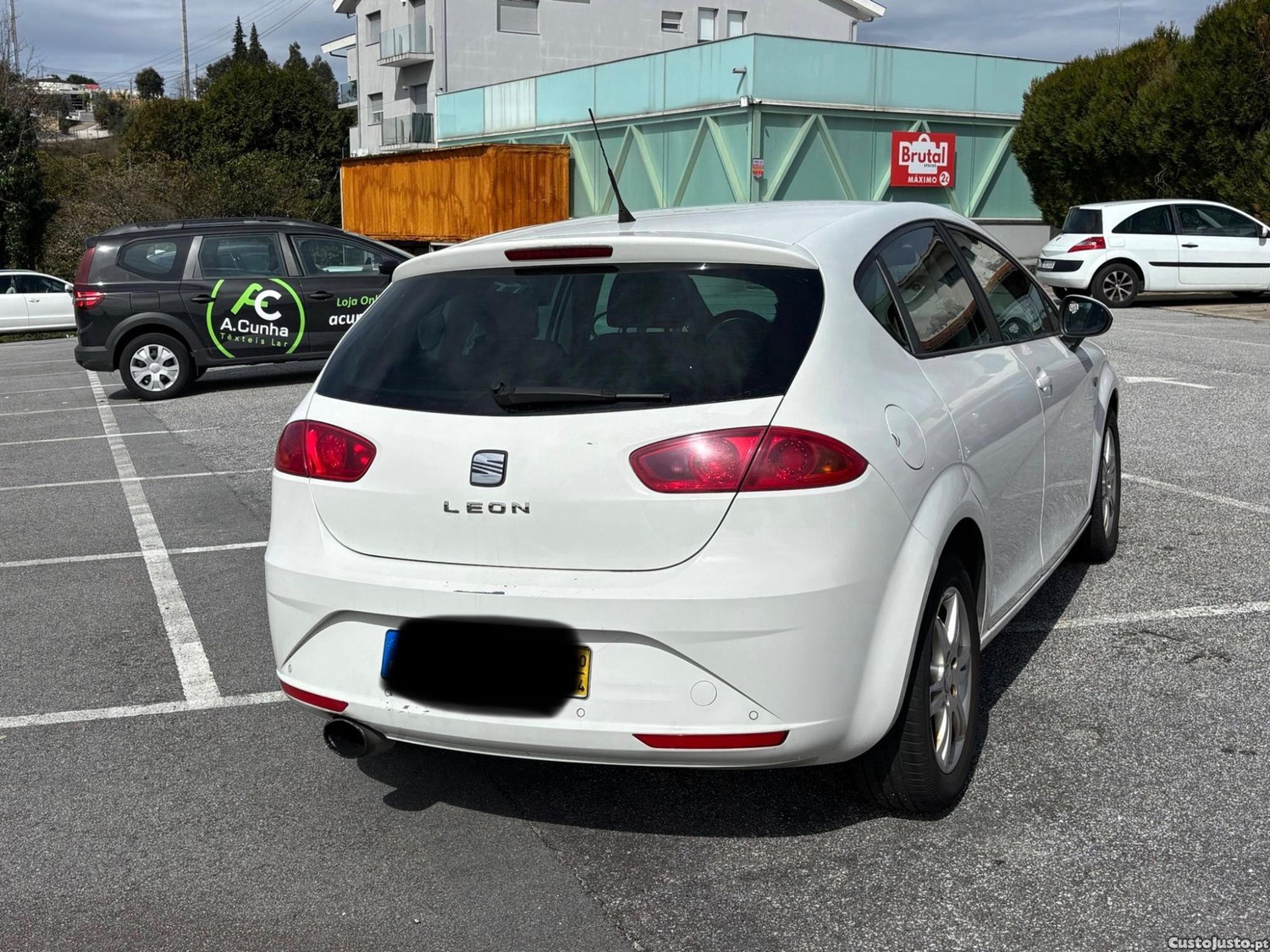 SEAT Leon 5 lugares — fotografia 7