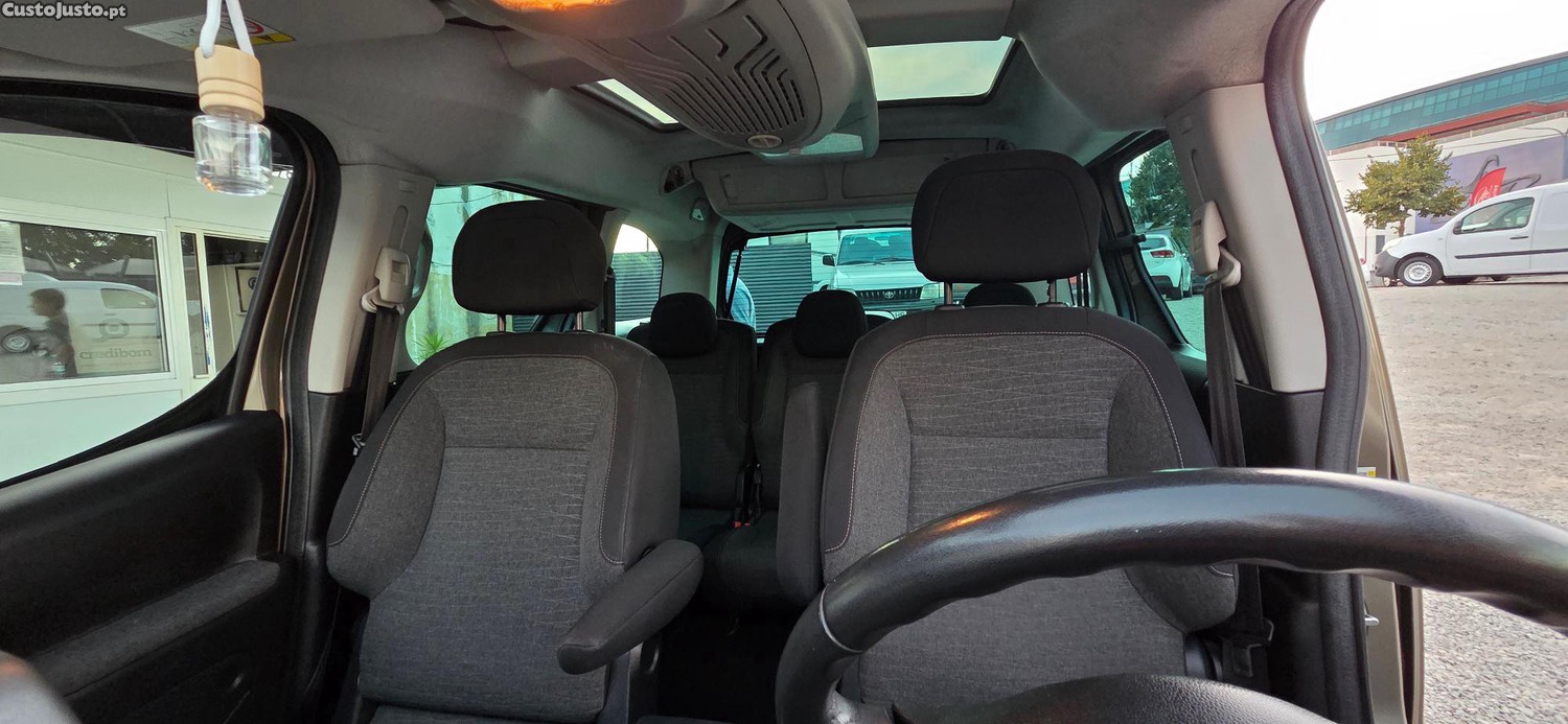 Citroën Berlingo Multispace ( Automatica ) — fotografia 6